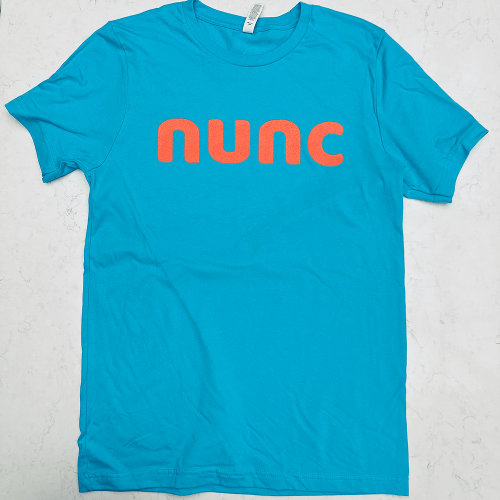 Short sleeve nunc t-shirt